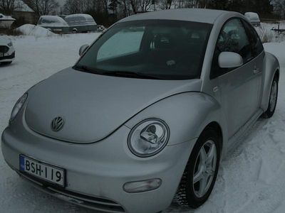 Käytetty VW New Beetle 116 HP (85 kW) 2000 Harmaa Viistoperä