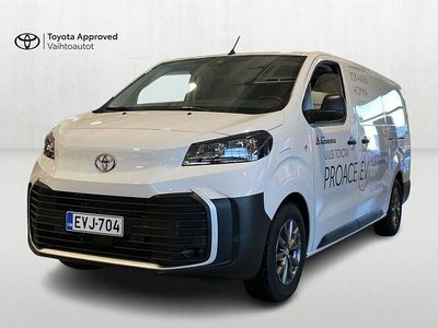 Käytetty Toyota Proace Comfort 100 kW (136 HP) 2025 Valkoinen Tila-auto