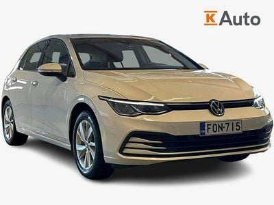 Käytetty VW Golf VIII 109 HP (80 kW) 2021 Valkoinen Viistoperä