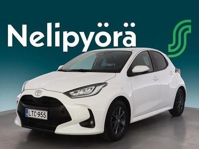 Käytetty Toyota Yaris Hybrid Plus 116 HP (85 kW) 2025 Valkoinen Viistoperä