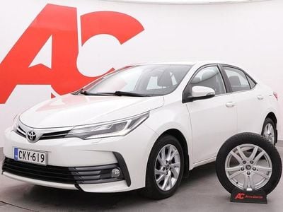Käytetty Toyota Corolla Multidrive S 132 HP (97 kW) 2017 Valkoinen Sedan