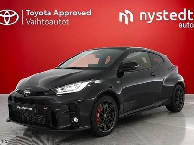 Käytetty Toyota Yaris 261 HP (191 kW) 2022 Musta Viistoperä