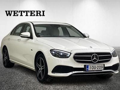 Käytetty Mercedes E300 Avantgarde 211 HP (155 kW) 2021 Valkoinen Sedan