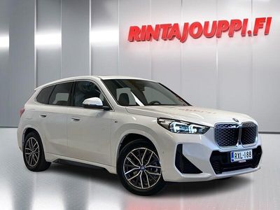Käytetty 2024 BMW iX1 Comfort Edition Katumaasturi | 43 980 € (Hieman kallis)