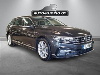 Harmaa Käytetty 2022 VW Passat R-line Farmari | 31 880 € (Kallis)