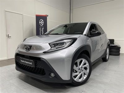 käytetty Toyota Aygo X 1,0 VVT-i Play Edition Multidrive S ** Tehdastakuu ** 1-omistaja **