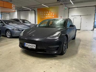 Käytetty 2019 Tesla Model 3 Sedan | 17 900 € (Perustarjous)