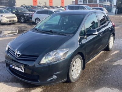 käytetty Toyota Auris 1,6 Valvematic Sol Edition 5ov - Moottorilämmitin