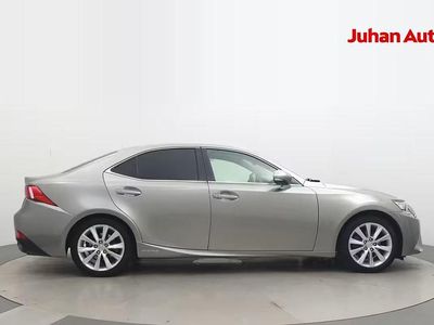 Harmaa Käytetty 2015 Lexus IS300h Sedan | 18 470 € (Hyvä tarjous)
