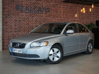 Volvo S40