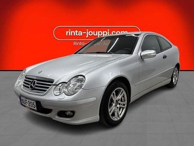 Harmaa Käytetty 2006 Mercedes C180 Coupe - kaksiovinen | 5 990 €