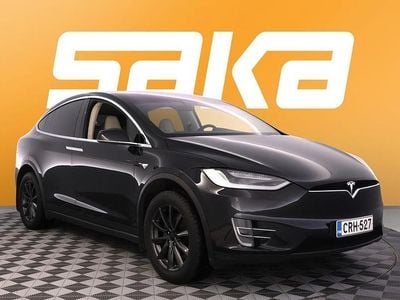 Käytetty 2018 Tesla Model X Katumaasturi | 33 990 € (Supertarjous)