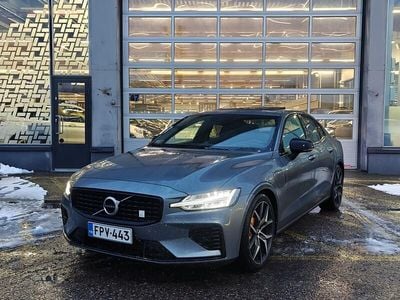 Harmaa Käytetty 2020 Volvo S60 Business Edition Sedan | 34 800 € (Kallis)