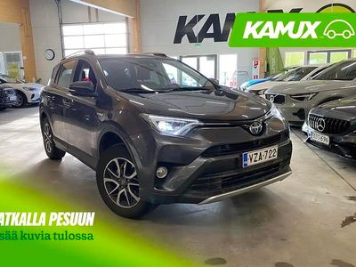 Käytetty Toyota RAV4 Hybrid Premium 155 HP (114 kW) 2016 Hopea / harmaa Katumaasturi