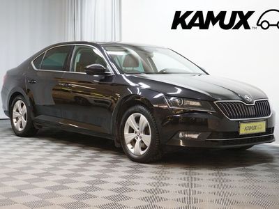 käytetty Skoda Superb 1,4 TSI ACT Elegance DSG Autom. / Adapt.vakkari / Navigointi / Sähköluukku / Taittuva koukku /