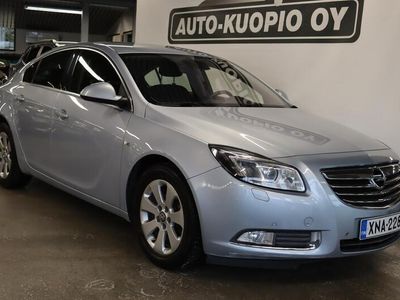 käytetty Opel Insignia 5-ov Black&White Edition 1,4 Turbo ecoFLEX Start/Stop 103kW MT6 *Navi / Tutkat / Vakkari*