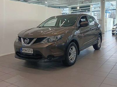 käytetty Nissan Qashqai DIG-T 115 N-Connecta 2WD 6M/T