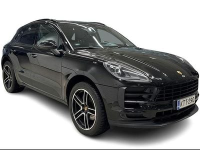 Käytetty Porsche Macan 245 HP (180 kW) 2021 Musta Katumaasturi