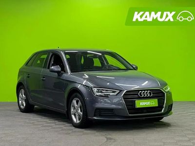 Käytetty Audi A3 Business 131 HP (96 kW) 2019 Hopea / harmaa Sedan