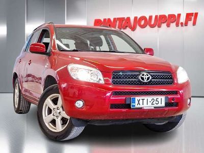 käytetty Toyota RAV4 2,2 D-4D 136 Clean Power 4WD Luxury - 3kk lyhennysvapaa