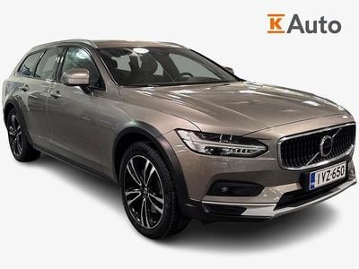 Käytetty 2021 Volvo V90 CC Business Edition Farmari | 37 900 € (Perustarjous)