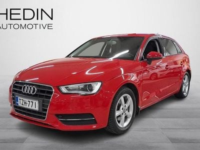 Käytetty Audi A3 Sportback Business 140 HP (102 kW) 2014 Punainen Viistoperä