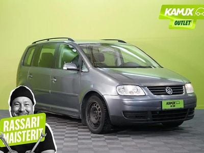 Käytetty VW Touran Trendline 116 HP (85 kW) 2004 Hopea / harmaa Tila-auto