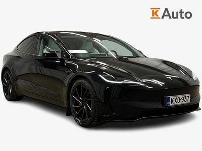 Käytetty 2024 Tesla Model 3 Performance Sedan | 49 500 €