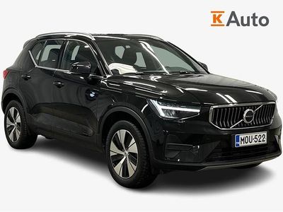 Käytetty Volvo XC40 Core 262 HP (192 kW) 2023 Musta Katumaasturi