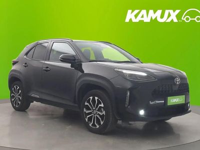 Musta Käytetty 2024 Toyota Yaris Cross Active Katumaasturi | 28 640 €