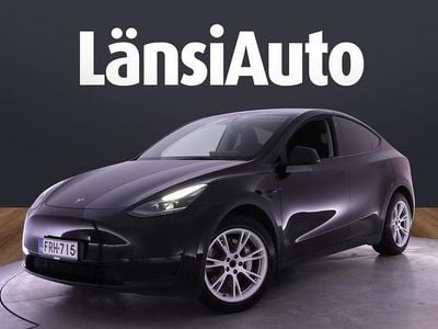 Käytetty Tesla Model Y 258 kW (351 HP) 2023 Katumaasturi