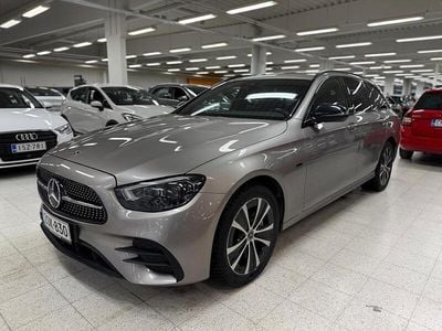 Harmaa Käytetty 2021 Mercedes E300 AMG Farmari | 34 890 € (Perustarjous)