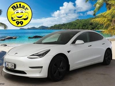 Käytetty Tesla Model 3 Standard Range 239 kW (325 HP) 2019 Sedan