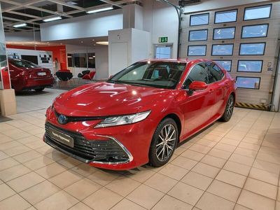 käytetty Toyota Camry 2,5 Hybrid Style *** Tähän autoon korkotajous 3,9 %