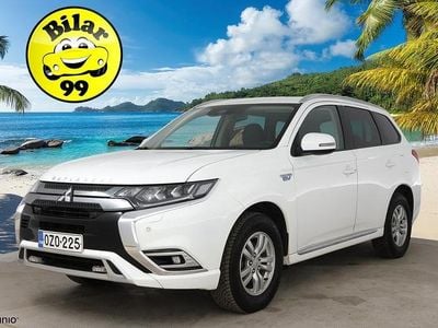 Käytetty Mitsubishi Outlander P-HEV Instyle 135 HP (99 kW) 2019 Katumaasturi
