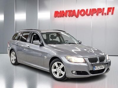 Harmaa Käytetty 2012 BMW 320 Farmari | 7 880 € (Perustarjous)