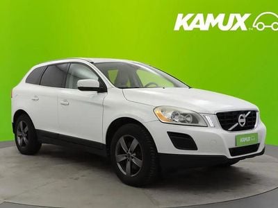 Valkoinen Käytetty 2012 Volvo XC60 Summum Katumaasturi | 16 690 €