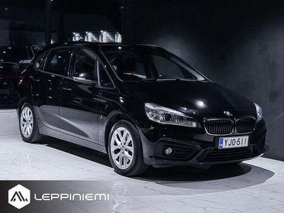 Käytetty BMW 225 Active Tourer iPerformance 136 HP (100 kW) 2017 Tila-auto