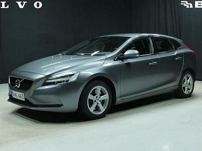 Käytetty Volvo V40 Business Edition 122 HP (89 kW) 2019 Harmaa Viistoperä