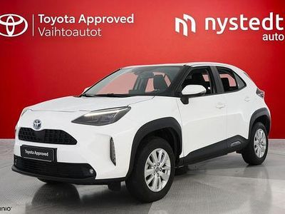Valkoinen Käytetty 2024 Toyota Yaris Cross Active Katumaasturi | 26 900 € (Hyvä tarjous)