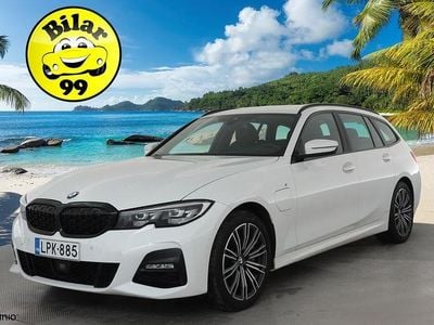 Käytetty 2021 BMW 330e M Sport Farmari | 27 890 € (Hyvä tarjous)