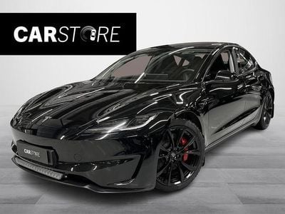 Käytetty 2024 Tesla Model 3 Performance Sedan | 48 800 €