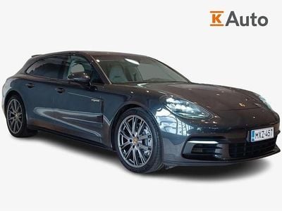 Porsche Panamera 4