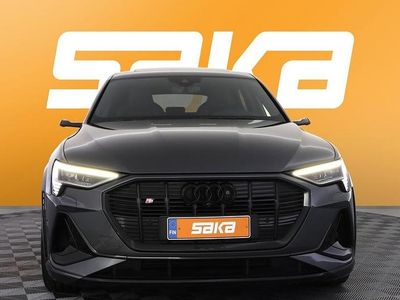 Käytetty 2022 Audi e-tron Sportback Katumaasturi | 45 900 € (Supertarjous)
