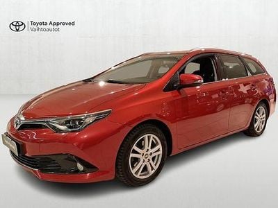 Käytetty Toyota Auris Touring Sports Active 116 HP (85 kW) 2016 Punainen Farmari