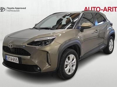 Käytetty Toyota Yaris Cross Edition 116 HP (85 kW) 2024 Ruskea Katumaasturi