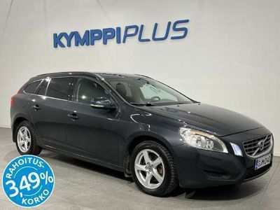 käytetty Volvo V60 T3 Kinetic