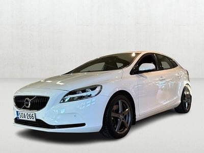Käytetty Volvo V40 Business Edition 122 HP (89 kW) 2018 Valkoinen Viistoperä