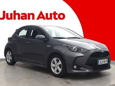 Käytetty Toyota Yaris Hybrid Business Edition 116 HP (85 kW) 2020 Harmaa Viistoperä