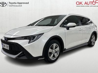 Valkoinen Käytetty 2020 Toyota Corolla Farmari | 22 500 € (Perustarjous)